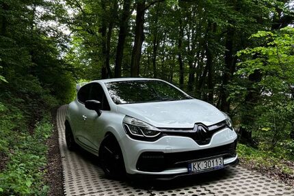 Renault Clio 89.500 km 16.000 &euro; Kraków 30-61