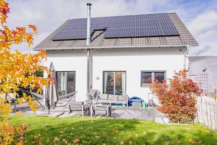 Haus zum Kaufen in Eppingen 630.000 € 142.24 m² 5.5 zimmer