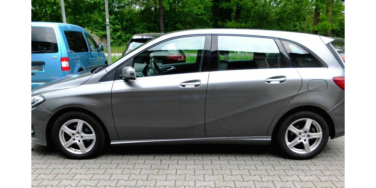 Mercedes-Benz B 180 CDI Klima Leder AHK 163.900 km 9.990 &euro; Bramsche 49565