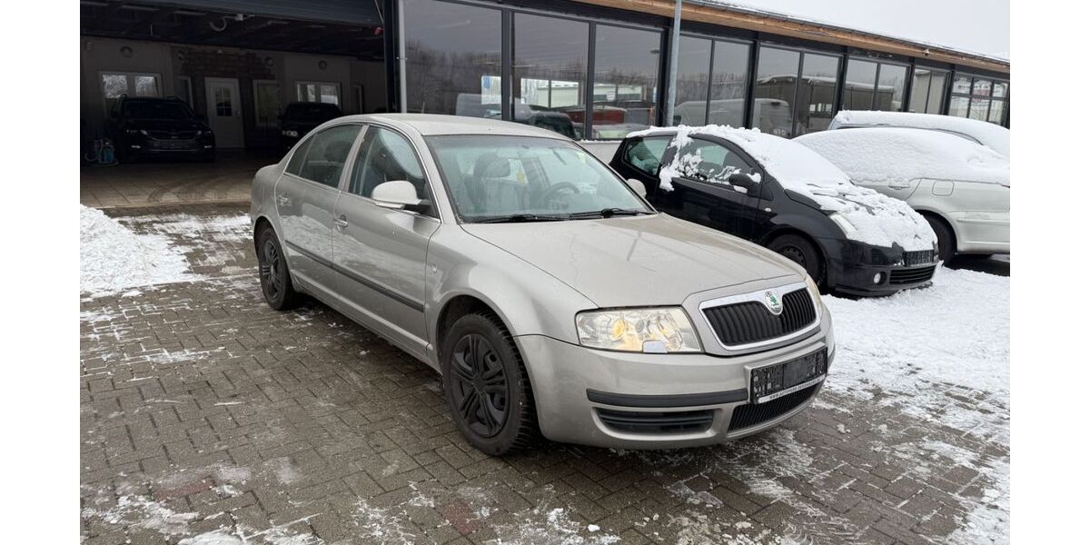 Skoda Superb 280.253 km 1.490 &euro; Wernigerode 38855
