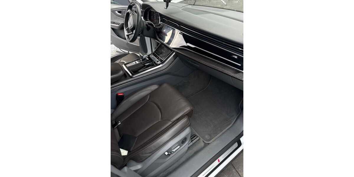 Audi Q8 153.000 km 41.000 &euro; Wassenberg 41849