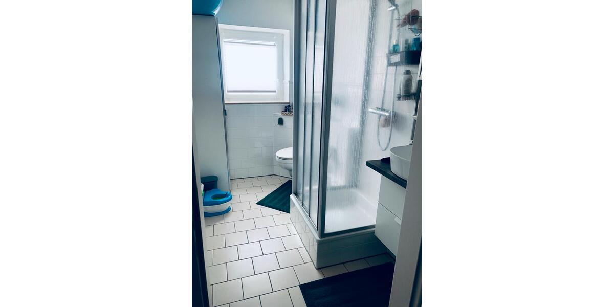 Etagenwohnung Emden - 4 Zimmer, 100 m&sup2;, 950&euro; | Angebot:26398876