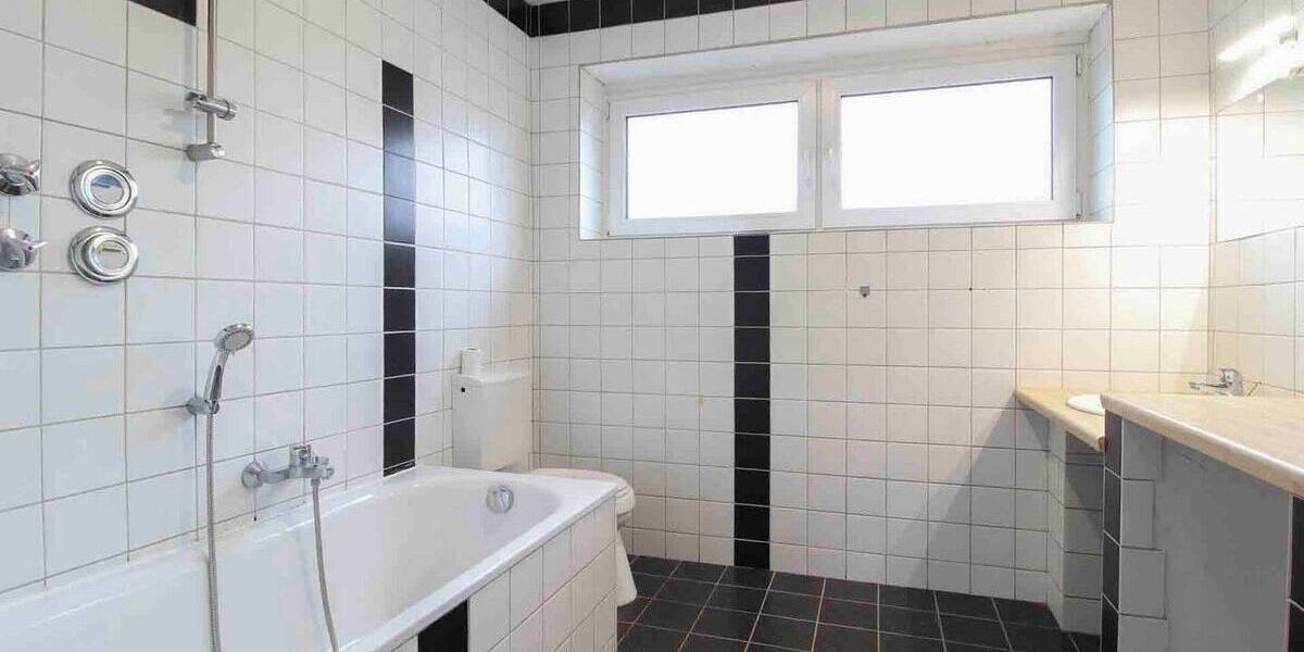 Etagenwohnung Halle (Westfalen) Halle - 4 Zimmer, 171 m&sup2;, 255.000&euro; | Angebot:26043474