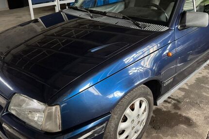 Opel Kadett 150.000 km 2.200 &euro; Berlin 13599