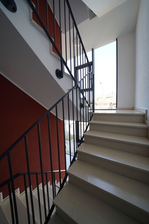 Hier lässt es sich leben! Moderne 2-Zimmer-Wohnung mit großem Sonnen-Balkon