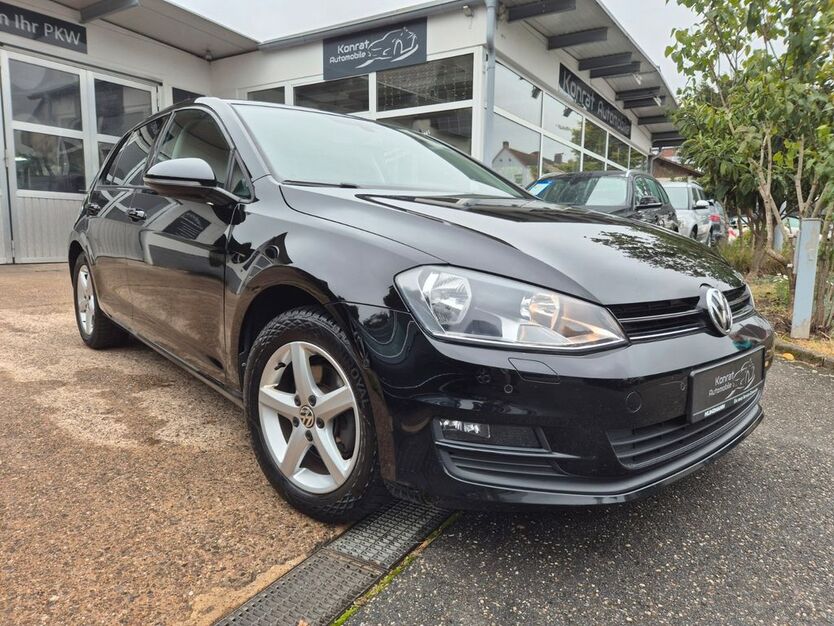 VW Golf 111.800 km 8.899 € Haibach 63808