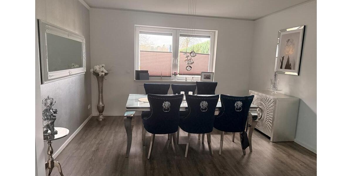 Haus mit Gewerbe Einheit zu verkaufen 3 zimmer