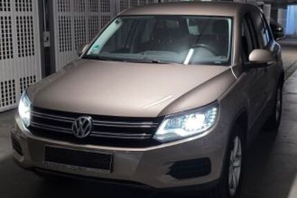 VW Tiguan 111.000 km 11.750 &euro; Wiesbaden 65187