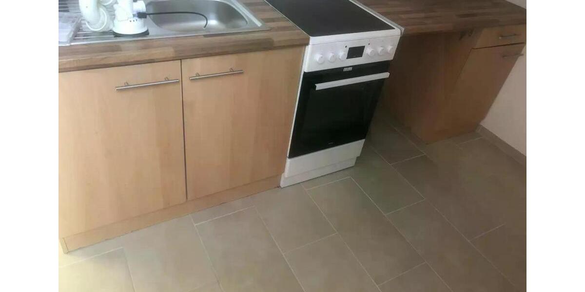 Dachgeschoßwohnung Berlin Neukölln - 3.5 Zimmer, 70 m&sup2;, 1.000&euro; | Angebot:25477890