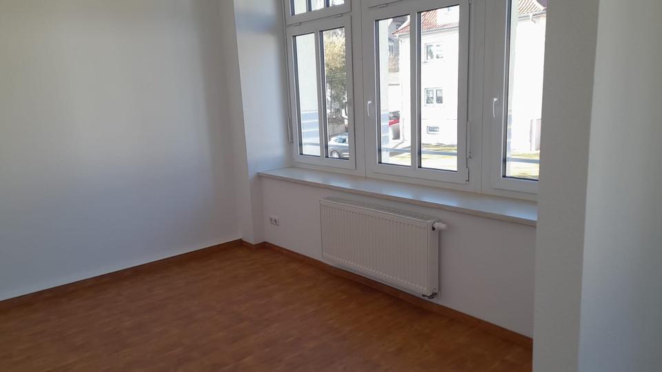 Etagenwohnung Pößneck - 2 Zimmer, 43 m&sup2;, 430&euro; | Angebot:25416131