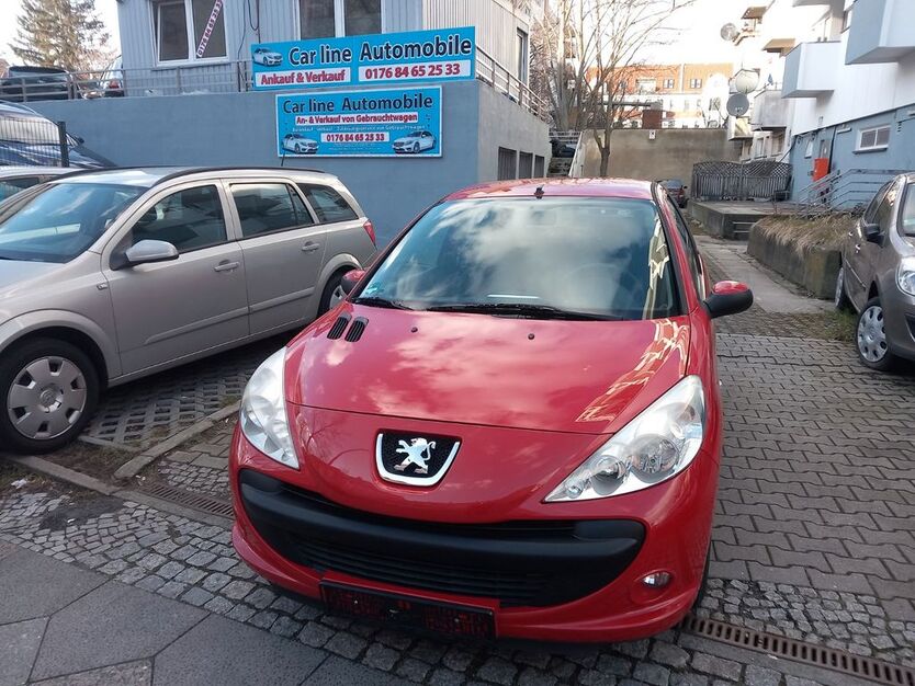 Peugeot 206 105.000 km 2.360 € Berlin 12105