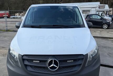 Mercedes-Benz Vito 216.831 km 10.100 &euro; Kerpen 50170