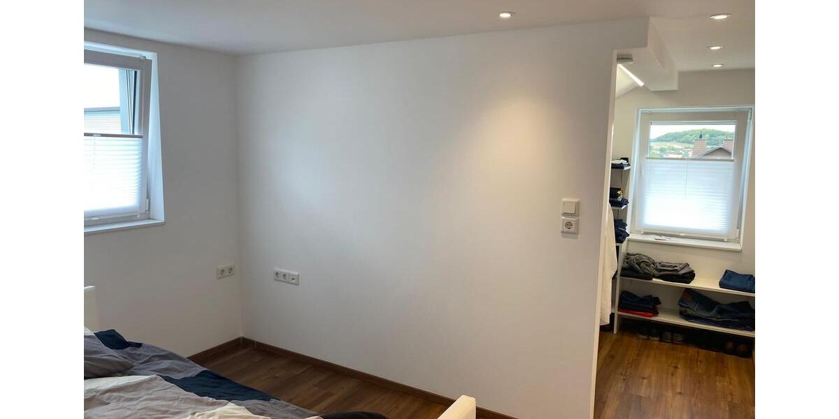 Dachgeschoßwohnung Baunatal - 2.5 Zimmer, 65 m&sup2;, 850&euro; | Angebot:26325832