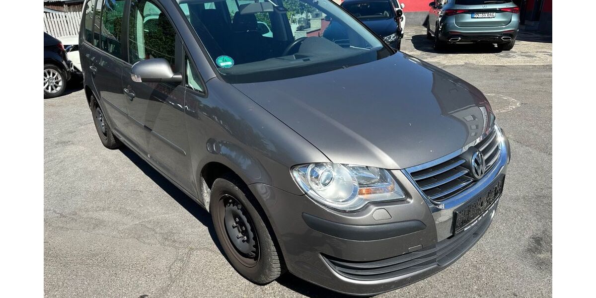VW Touran 234.132 km 1.200 &euro; Heilbronn 74080