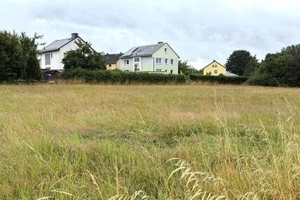 Grundstück zu verkaufen in Sparneck 43.000 € 858 m²