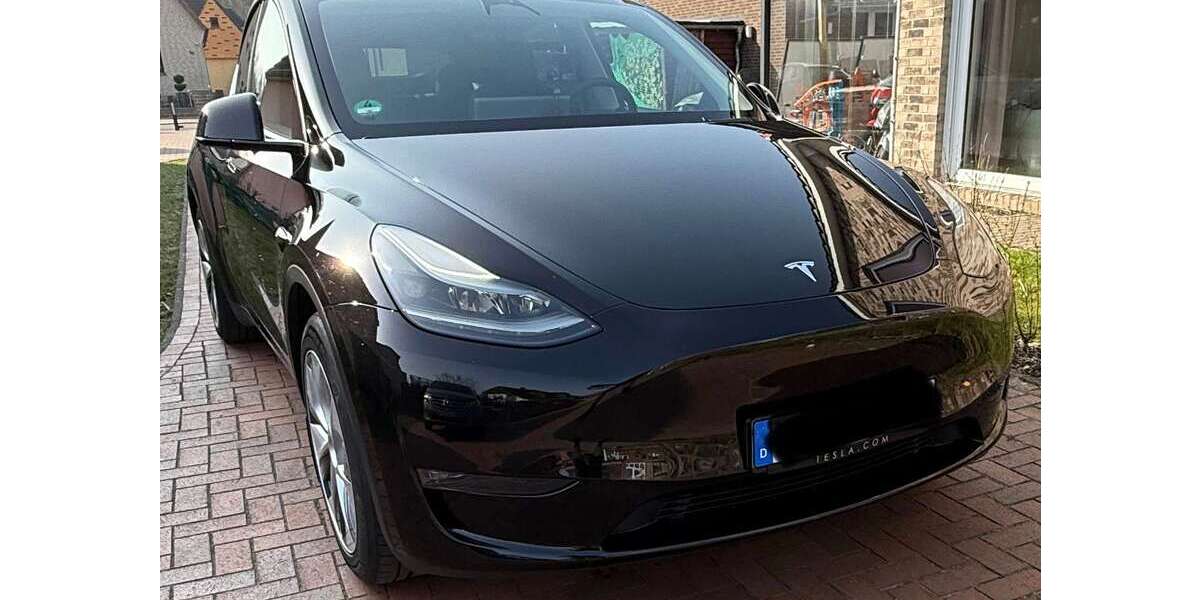Tesla Model Y 79.000 km 39.500 &euro; Bremen, Stadt 28279