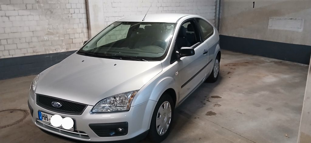 Ford Focus 87.200 km 2.990 &euro; Hamburg 22763