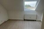 Dachgeschoßwohnung Freigericht - 3.5 Zimmer, 111 m&sup2;, 1.100&euro; | Angebot:25853896