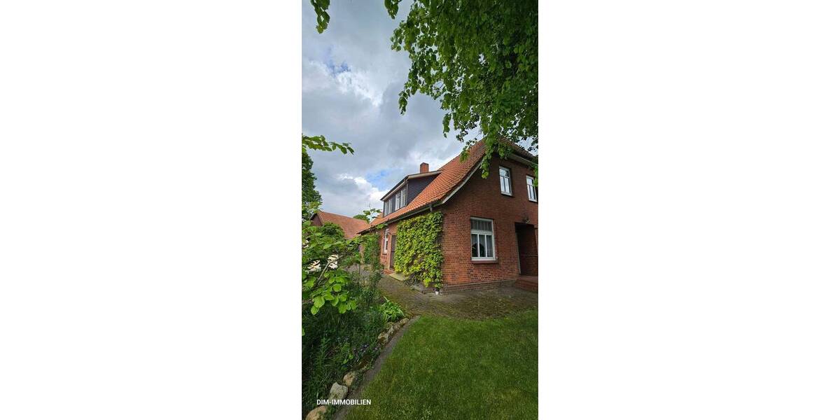 Einfamilienhaus Hechthausen Laumühlen - 6 Zimmer, 300 m&sup2;, 239.000&euro; | Angebot:26674139