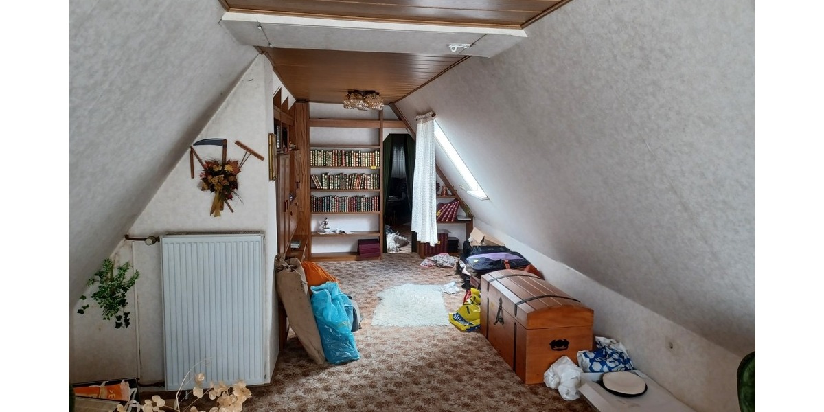 Wohnhaus mit Garage und Garten im Hochsolling - Einfamilienhaus Holzminden | Angebot:27003013