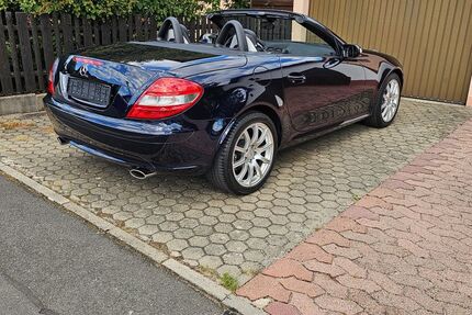 Mercedes-Benz SLK 350 26.040 km 24.500 € Seukendorf 90556