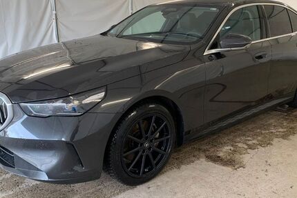 BMW i5 70.000 km 44.350 &euro; Steinbach-Hallenberg OT Herges-Hallenberg 98587