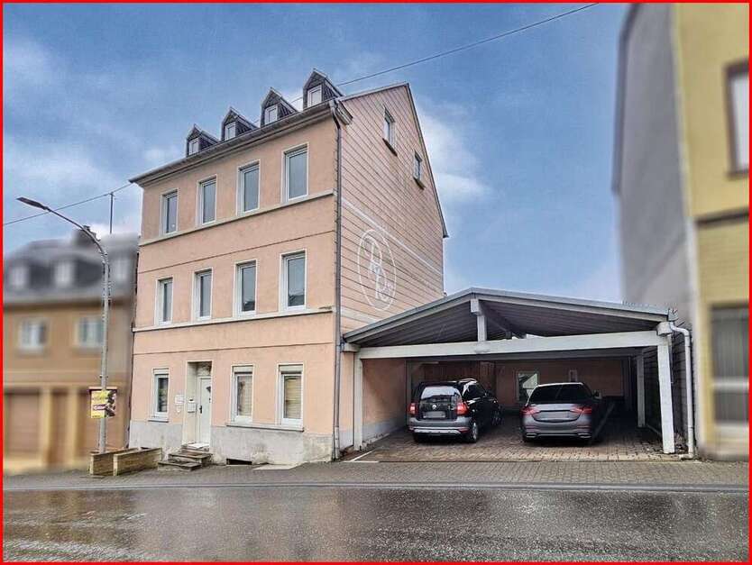 Haus zum Kaufen in Idar-Oberstein 230.000 € 207 m²
