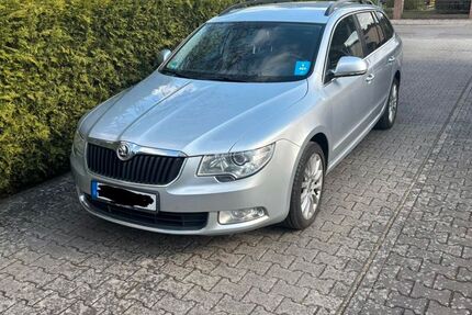 Skoda Superb 201.000 km 7.500 &euro; Hoyerswerda 02977