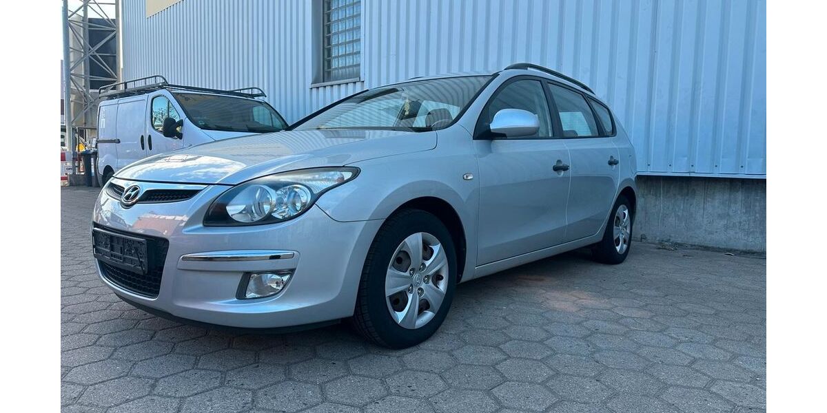 Hyundai i30 98.907 km 6.000 &euro; Hamburg 22045