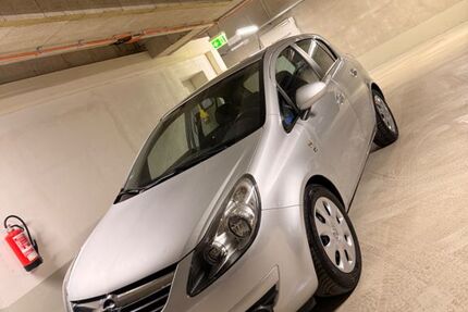 Opel Corsa 198.450 km 4.000 &euro; Leipzig 04315