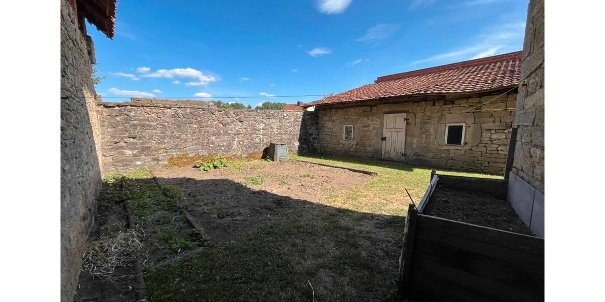 Einfamilienhaus Ostheim vor der Rhön Ostheim v.d.Rhön - 6 Zimmer, 82 m&sup2;, 99.000&euro; | Angebot:24859565