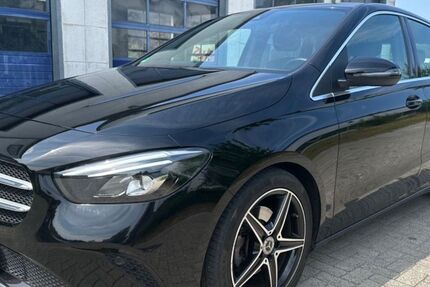 Mercedes-Benz B 180 121.000 km 23.900 € Kiel 24145