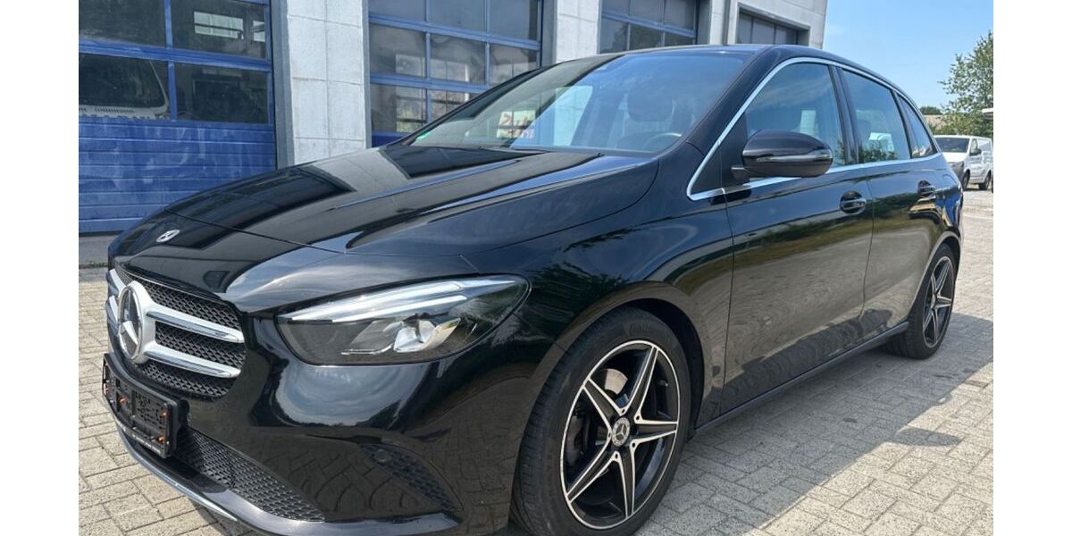 Mercedes-Benz B 180 121.000 km 23.900 € Kiel 24145