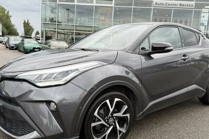 Toyota C-HR 1.8 HYBRID TEAM D/NAVI/KAMERA/SCHECKHEFT 49.990 km 19.900 € Villingen-Schwenningen 78054