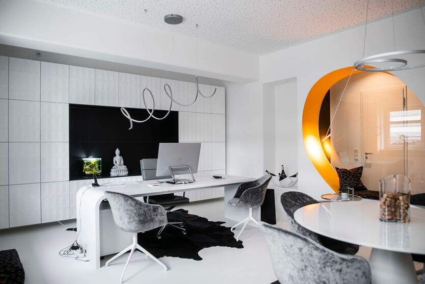 ***Sanierte Gewerbeeinheit in Regensburg, für Ihre Praxis, Büro oder Kanzlei*** 9 zimmer