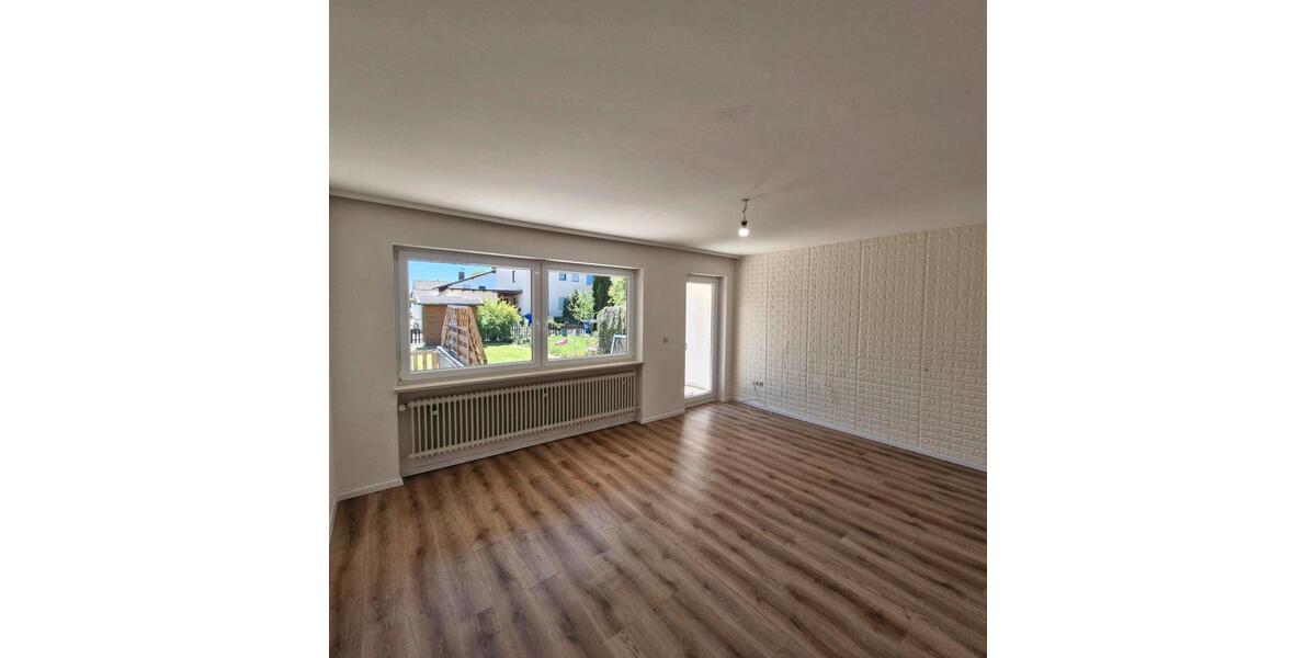 Reihenhaus Tüßling - 5 Zimmer, 110 m&sup2;, 1.390&euro; | Angebot:26300247
