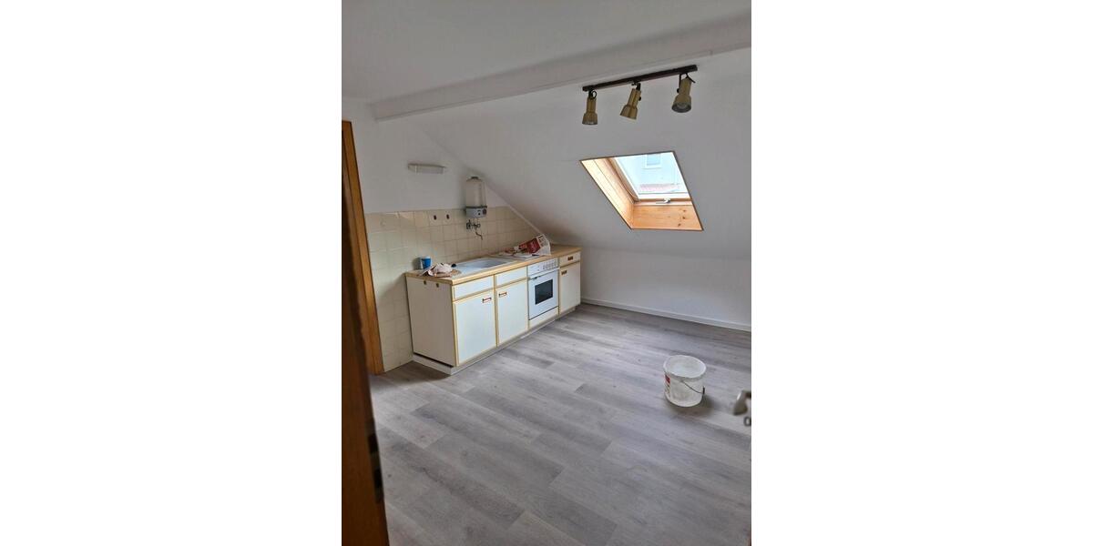Dachgeschoßwohnung Lahntal - 3 Zimmer, 68 m&sup2;, 750&euro; | Angebot:26164195