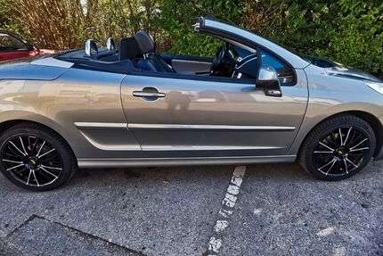 Peugeot 207 90.300 km 6.999 &euro; Mülheim 45472