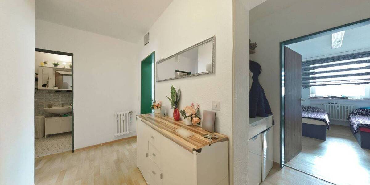 Etagenwohnung Paderborn Kernstadt - 3 Zimmer, 74 m&sup2;, 119.000&euro; | Angebot:26345969