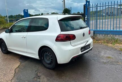 VW Golf 411.245 km 3.300 &euro; ludwigslust 19288