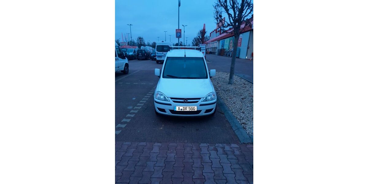 Opel Combo 124.894 km 4.900 &euro; Augsburg 86169