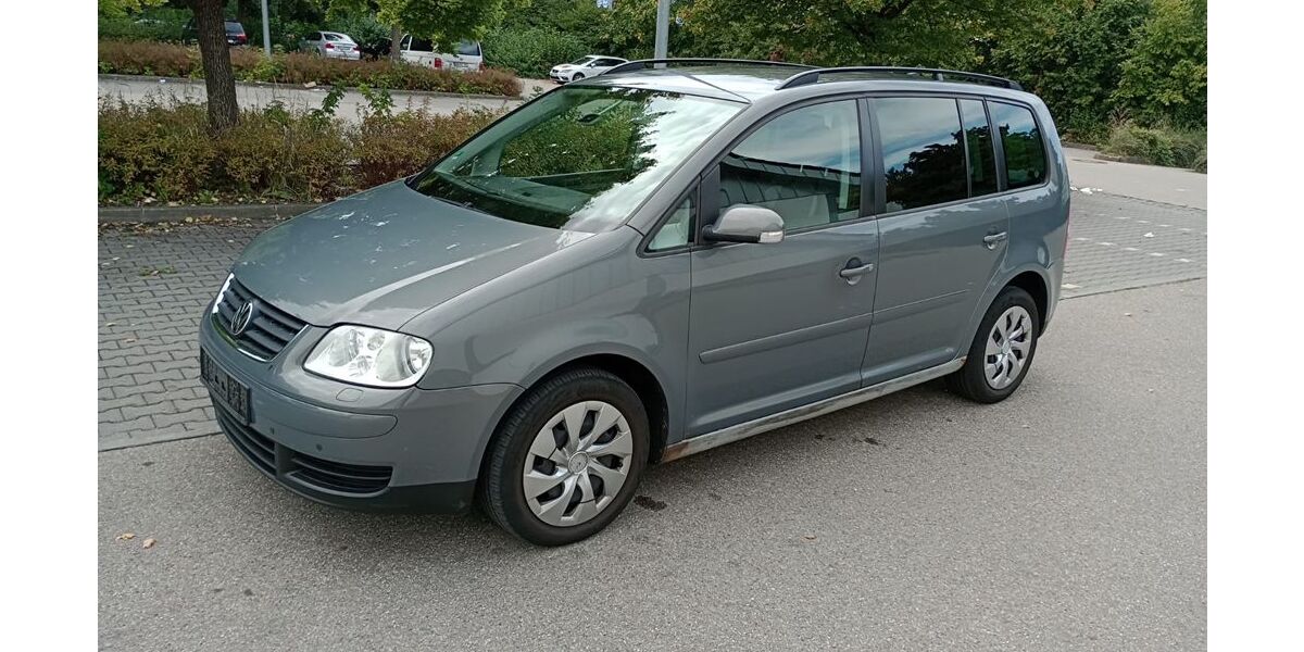 VW Touran 300.000 km 2.250 € Kempten 87437