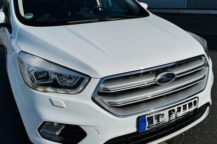 Ford Kuga 102.000 km 12.550 &euro; Euskirchen 53881