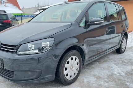 VW Touran 148.000 km 5.800 &euro; Dresden 01257