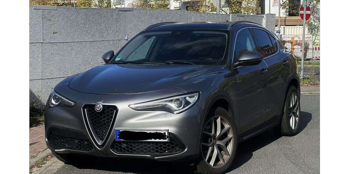 Alfa Romeo Stelvio 75.000 km 24.550 &euro; Friedrichsdorf 61381