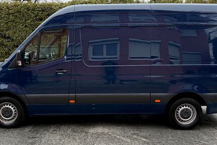 Mercedes-Benz Sprinter 182.000 km 16.980 € München 81827