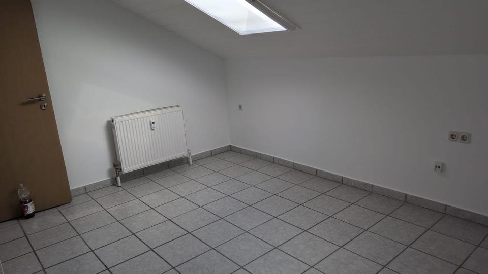 Dachgeschoßwohnung Kirchberg im Wald - 3 Zimmer, 75 m&sup2;, 485&euro; | Angebot:26413778