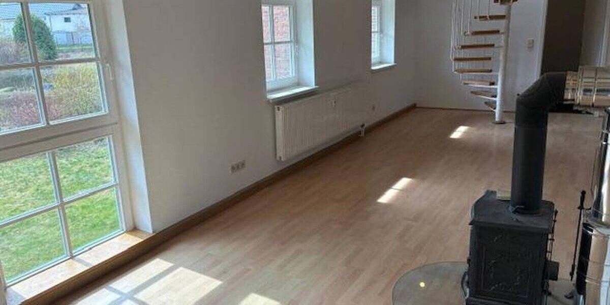 Etagenwohnung Seesen Kirchberg - 3 Zimmer, 129 m&sup2;, 895&euro; | Angebot:26344022