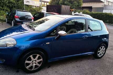 Fiat Grande Punto 160.000 km 2.100 &euro; Fellbach, Stadt 70736