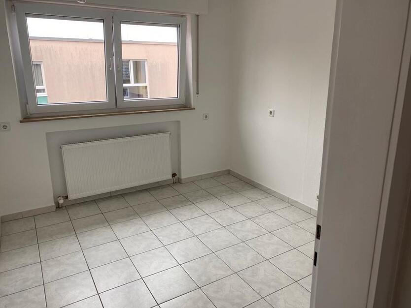 Lichtdurchflute 2-Zimmerwohnung frisch renoviert Schorndorf zimmer